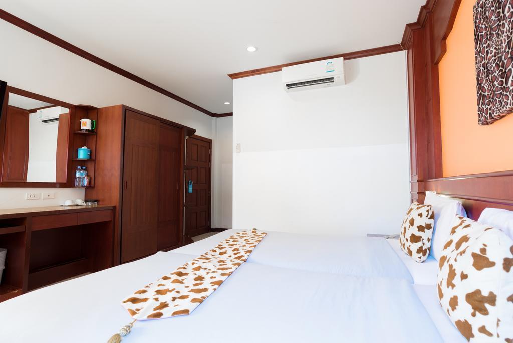 Forest Patong Hotel Dış mekan fotoğraf