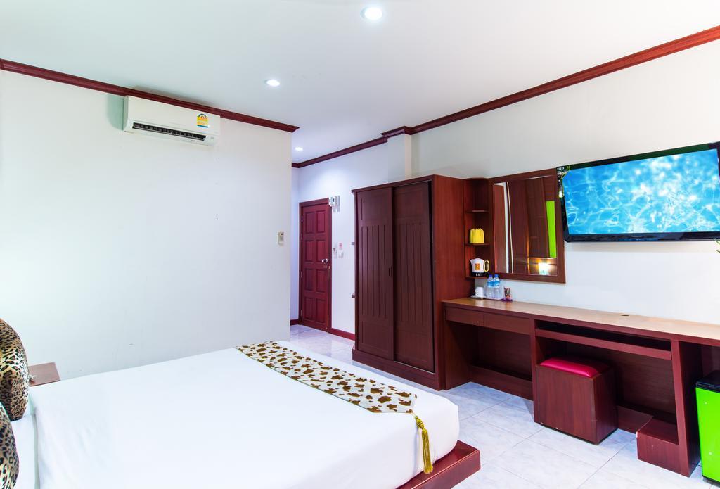 Forest Patong Hotel Dış mekan fotoğraf