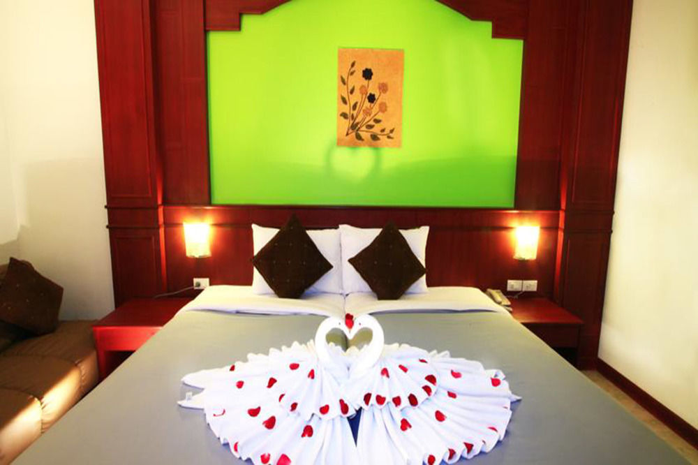 Forest Patong Hotel Dış mekan fotoğraf